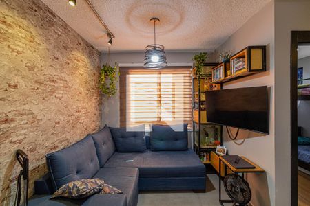 Sala/Cozinha/Área de Serviço  de apartamento à venda com 2 quartos, 44m² em Vila Carmosina, São Paulo
