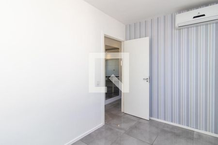 Quarto 1 de apartamento à venda com 2 quartos, 45m² em Cavalhada, Porto Alegre