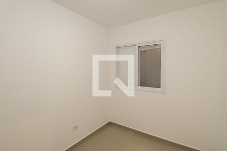 Quarto 2 de apartamento para alugar com 2 quartos, 45m² em Vila Mazzei, São Paulo