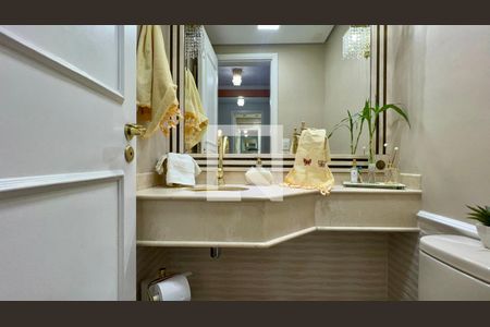 Lavabo de casa de condomínio à venda com 3 quartos, 450m² em Alto de Pinheiros, São Paulo
