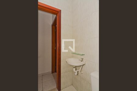 Banheiro de kitnet/studio para alugar com 1 quarto, 25m² em Carandiru, São Paulo