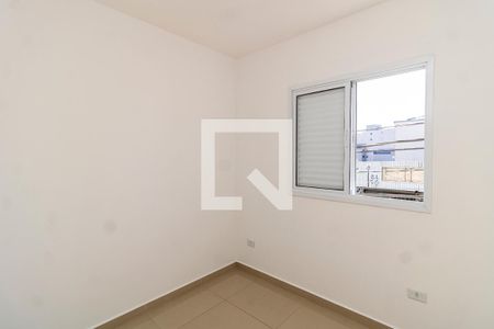 Quarto 1 de apartamento para alugar com 2 quartos, 45m² em Vila Mazzei, São Paulo