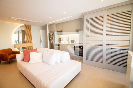 Sala de apartamento à venda com 2 quartos, 77m² em Campo Belo, São Paulo