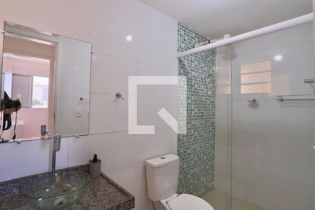 Banheiro de apartamento para alugar com 1 quarto, 36m² em Água Rasa, São Paulo