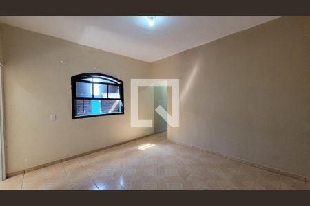 Casa para alugar com 2 quartos, 130m² em Vila Virginia, Itaquaquecetuba