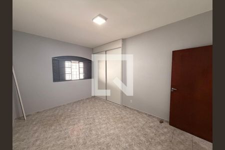 Quarto 01 de casa para alugar com 4 quartos, 800m² em Vicente Pires I, Brasília