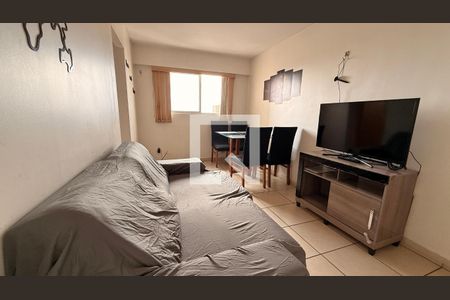 Sala de apartamento para alugar com 2 quartos, 45m² em Qi 24, Brasília