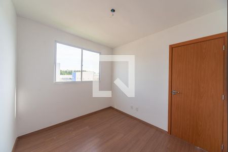 Quarto 2 de apartamento para alugar com 2 quartos, 52m² em Jardim Krahe, Viamão