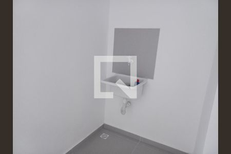 Cozinha e Área de Serviço de apartamento para alugar com 2 quartos, 47m² em Catiapoã, São Vicente