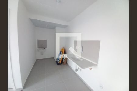 Cozinha de apartamento para alugar com 2 quartos, 47m² em Catiapoã, São Vicente