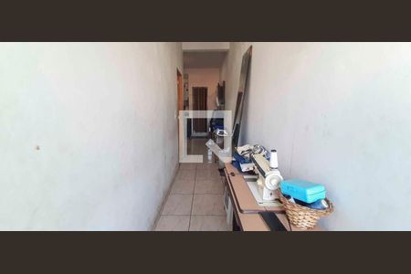 Casa à venda com 4 quartos, 60m² em Rochdale, Osasco