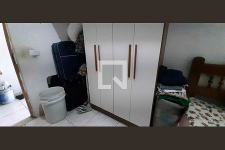 Casa à venda com 4 quartos, 60m² em Rochdale, Osasco