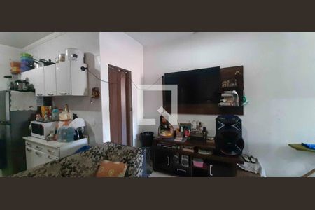 Casa à venda com 4 quartos, 60m² em Rochdale, Osasco