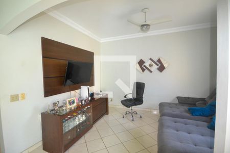 Casa para alugar com 4 quartos, 184m² em Viga, Nova Iguaçu