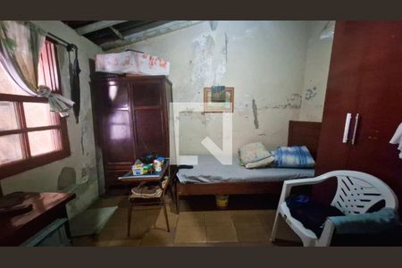 Casa à venda com 4 quartos, 240m² em Cidade Dutra, São Paulo