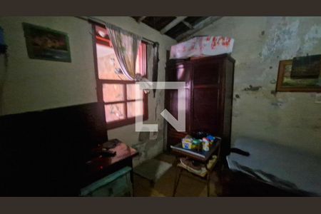 Casa à venda com 4 quartos, 240m² em Cidade Dutra, São Paulo