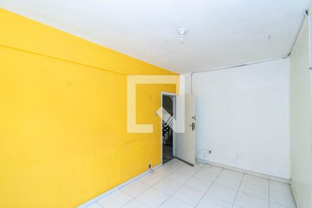 Sala de apartamento para alugar com 1 quarto, 40m² em Irajá, Rio de Janeiro