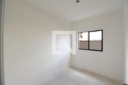 Quarto 1 de apartamento para alugar com 2 quartos, 81m² em Santa Cândida, Curitiba