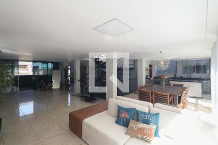 Casa de Condomínio à venda com 3 quartos, 500m² em Vila Irmaos Arnoni, São Paulo