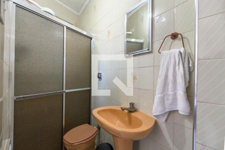 Banheiro da Suíte de apartamento para alugar com 2 quartos, 78m² em Jardim Imperador, Praia Grande