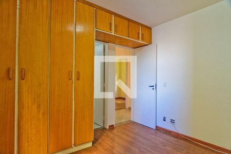 Suíte de apartamento para alugar com 3 quartos, 70m² em Vila Palmeiras, São Paulo