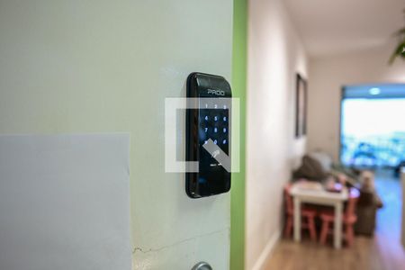 Fechadura Eletrônica de apartamento para alugar com 3 quartos, 91m² em Vila Suzana, São Paulo