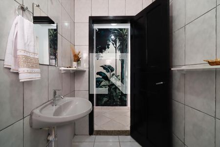 Banheiro de casa de condomínio para alugar com 1 quarto, 68m² em Vila Lais, São Paulo