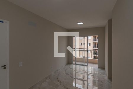 Sala de Estar/Jantar  de apartamento para alugar com 2 quartos, 56m² em Parque Orestes Ongaro, Sumaré