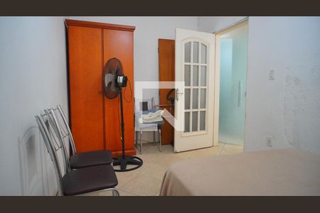 Suíte 1 de casa à venda com 3 quartos, 325m² em Parque Santa Fé, Porto Alegre