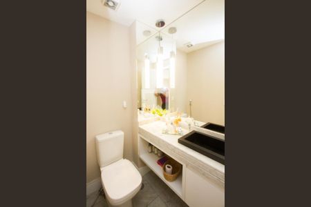 Apartamento para alugar com 4 quartos, 186m² em Santo Amaro, São Paulo