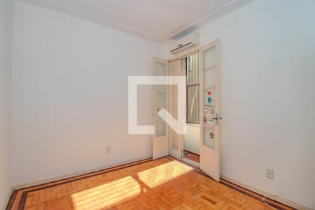Quarto 1 de apartamento à venda com 2 quartos, 93m² em Farroupilha, Porto Alegre