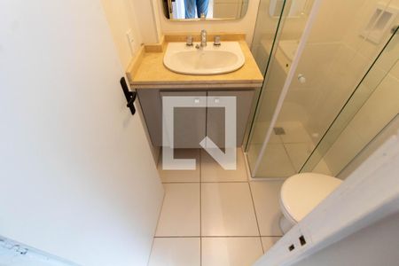 BANHEIRO de kitnet/studio para alugar com 1 quarto, 35m² em Taquaral, Campinas