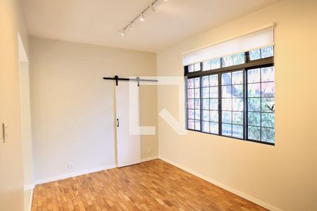 Sala de apartamento à venda com 3 quartos, 110m² em Sion, Belo Horizonte