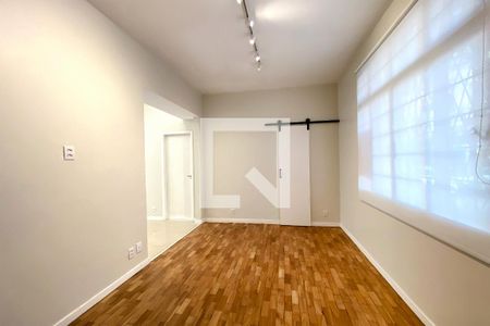 Sala de apartamento à venda com 3 quartos, 110m² em Sion, Belo Horizonte