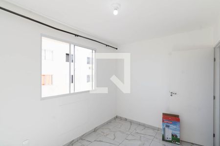 Quarto 1 de apartamento para alugar com 2 quartos, 60m² em Santa Cruz, Rio de Janeiro