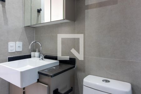 Banheiro de kitnet/studio para alugar com 1 quarto, 25m² em Vila Olímpia, São Paulo