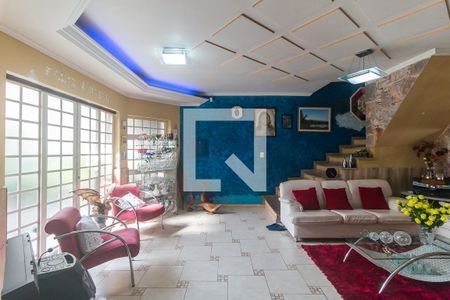 Sala de casa para alugar com 3 quartos, 400m² em Vila Rei, Mogi das Cruzes