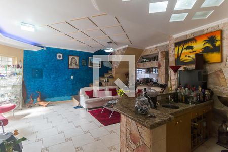 Sala de casa para alugar com 3 quartos, 400m² em Vila Rei, Mogi das Cruzes