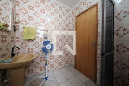 Banheiro de casa à venda com 1 quarto, 120m² em Vila Mesquita, São Paulo