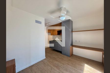 Quarto de kitnet/studio à venda com 1 quarto, 25m² em Vila Cordeiro, São Paulo