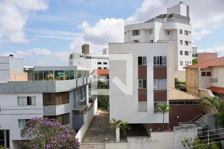 Apartamento à venda com 2 quartos, 68m² em Fernão Dias, Belo Horizonte