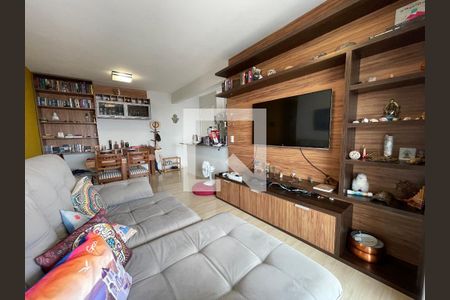 Sala de apartamento para alugar com 3 quartos, 77m² em Jardim Esmeralda, São Paulo
