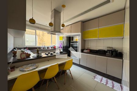 Cozinha de casa à venda com 3 quartos, 204m² em Jardim das Flores, Osasco