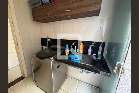 Área de Serviço de casa à venda com 3 quartos, 204m² em Jardim das Flores, Osasco