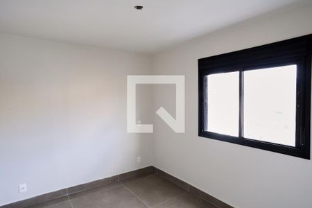 Quarto de kitnet/studio à venda com 1 quarto, 40m² em Santa Efigênia, Belo Horizonte