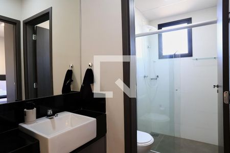 Banheiro de apartamento para alugar com 1 quarto, 40m² em Santa Efigênia, Belo Horizonte