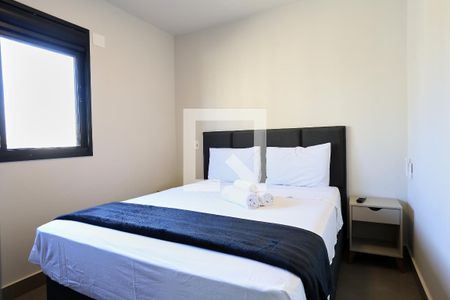 Quarto de kitnet/studio para alugar com 1 quarto, 40m² em Santa Efigênia, Belo Horizonte