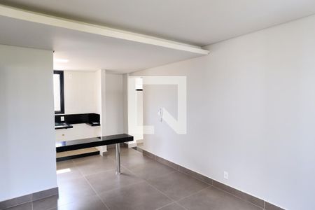 Sala de kitnet/studio à venda com 1 quarto, 51m² em Santa Efigênia, Belo Horizonte