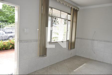 Casa de Condomínio à venda com 3 quartos, 155m² em Inhaúma, Rio de Janeiro