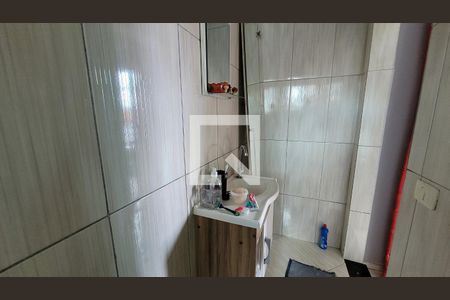 Banheiro - Suite de casa para alugar com 1 quarto, 65m² em Chacara Dona Escolastica, Itaquaquecetuba